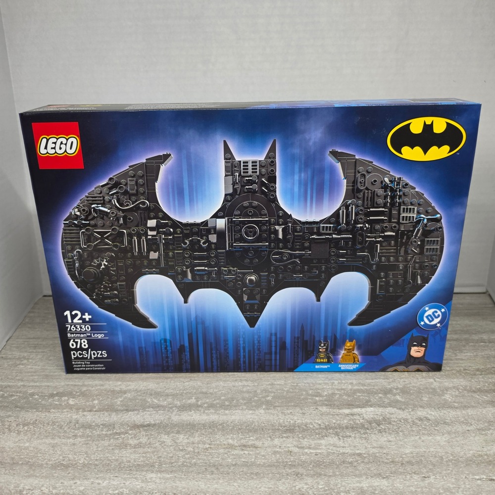 LEGO DC Batman Logo 76330 Building Set 678 Pcs with 2 Minifigures New Sealed